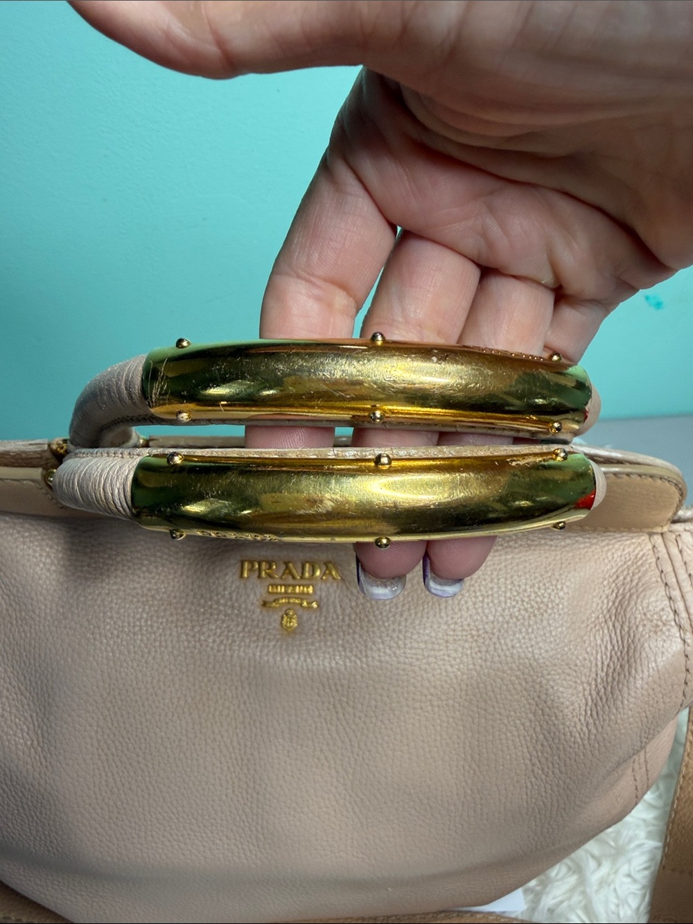 Prada BN CERVO SABBIA Large Soft Creame -Beige Leather Shoulder Satchel - Picture 6 of 17